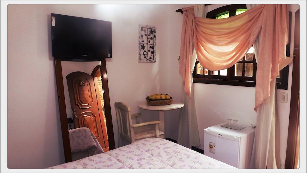 Pousada Das Rosas Campos do Jordão Quarto foto